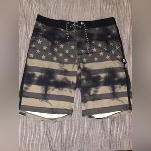 Hurley Men's Black and Brown Star-Stripe Board Shorts